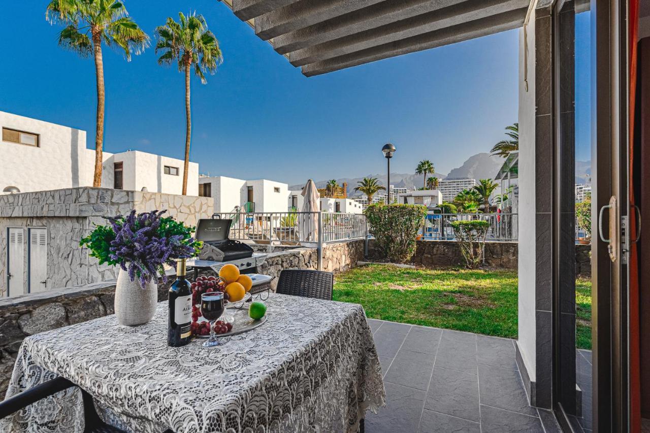 Bungalow -2 Minute From The Beach. Playa de las Americas  Exteriör bild