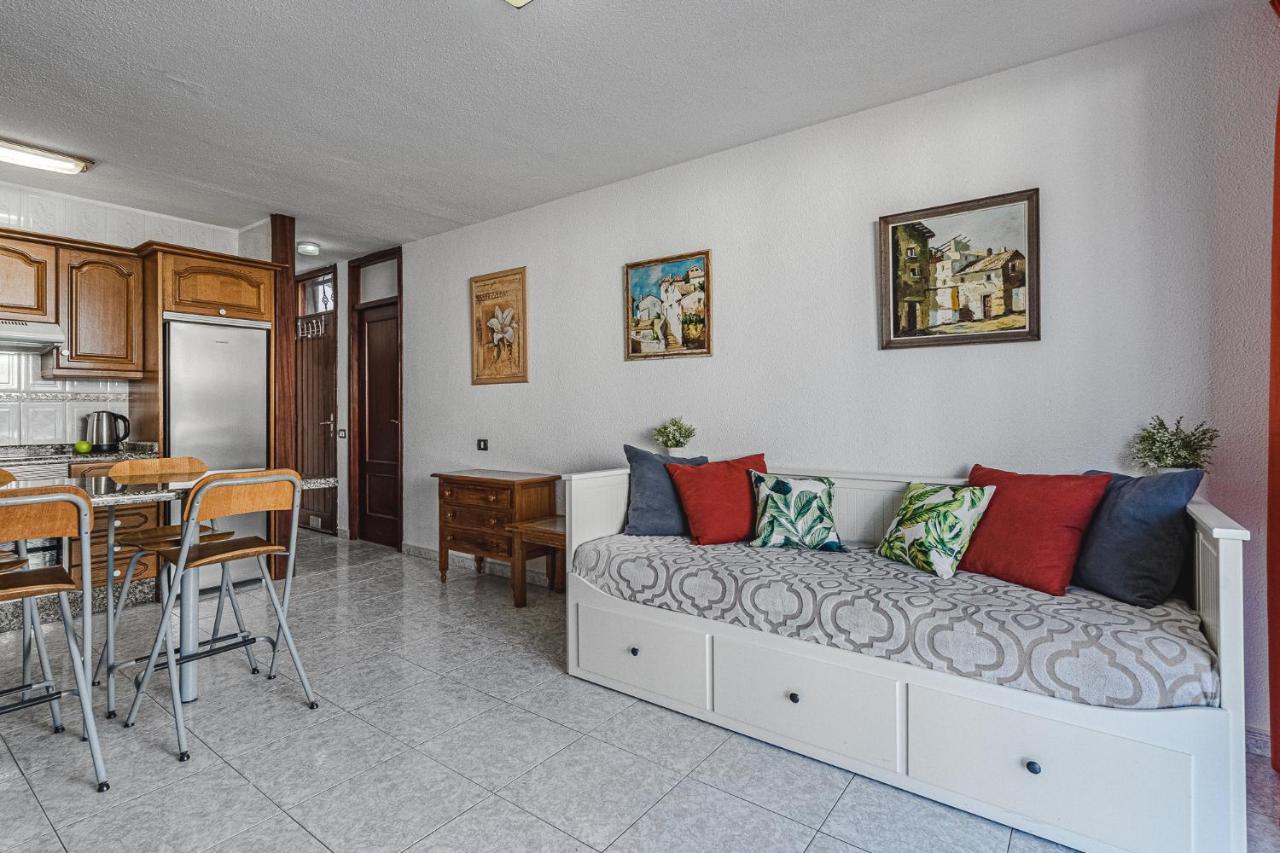 Bungalow -2 Minute From The Beach. Playa de las Americas  Exteriör bild