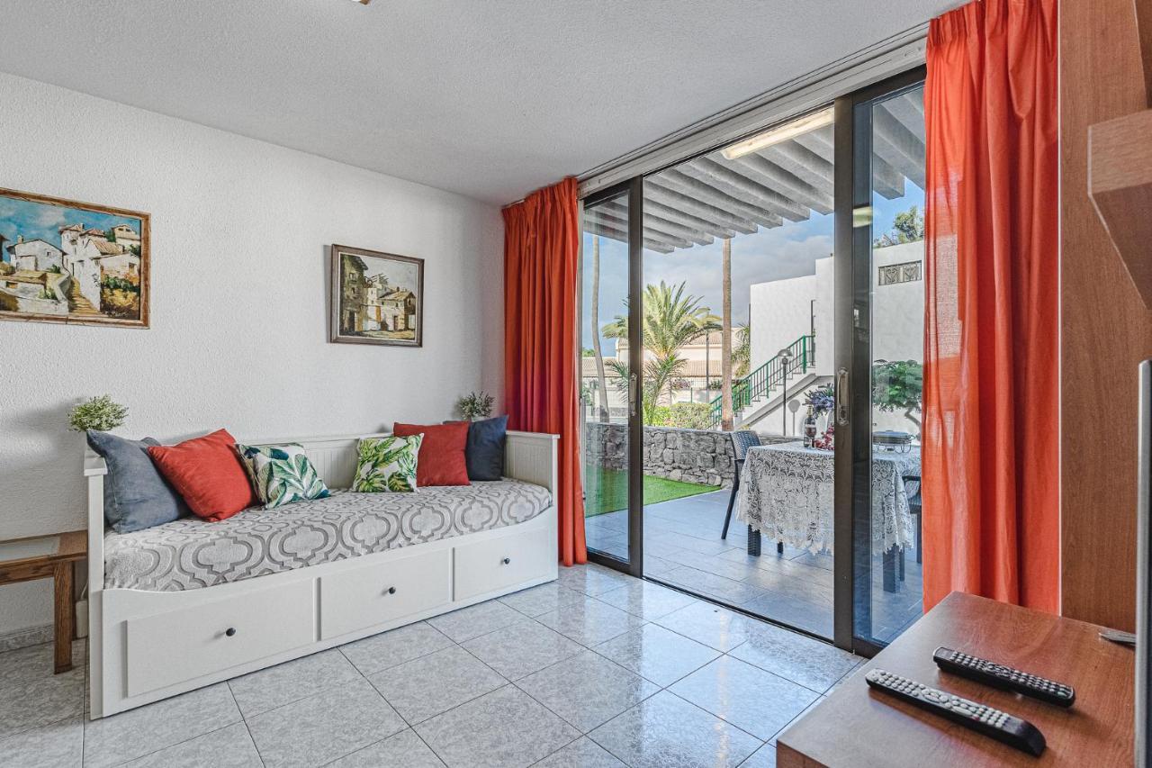 Bungalow -2 Minute From The Beach. Playa de las Americas  Exteriör bild