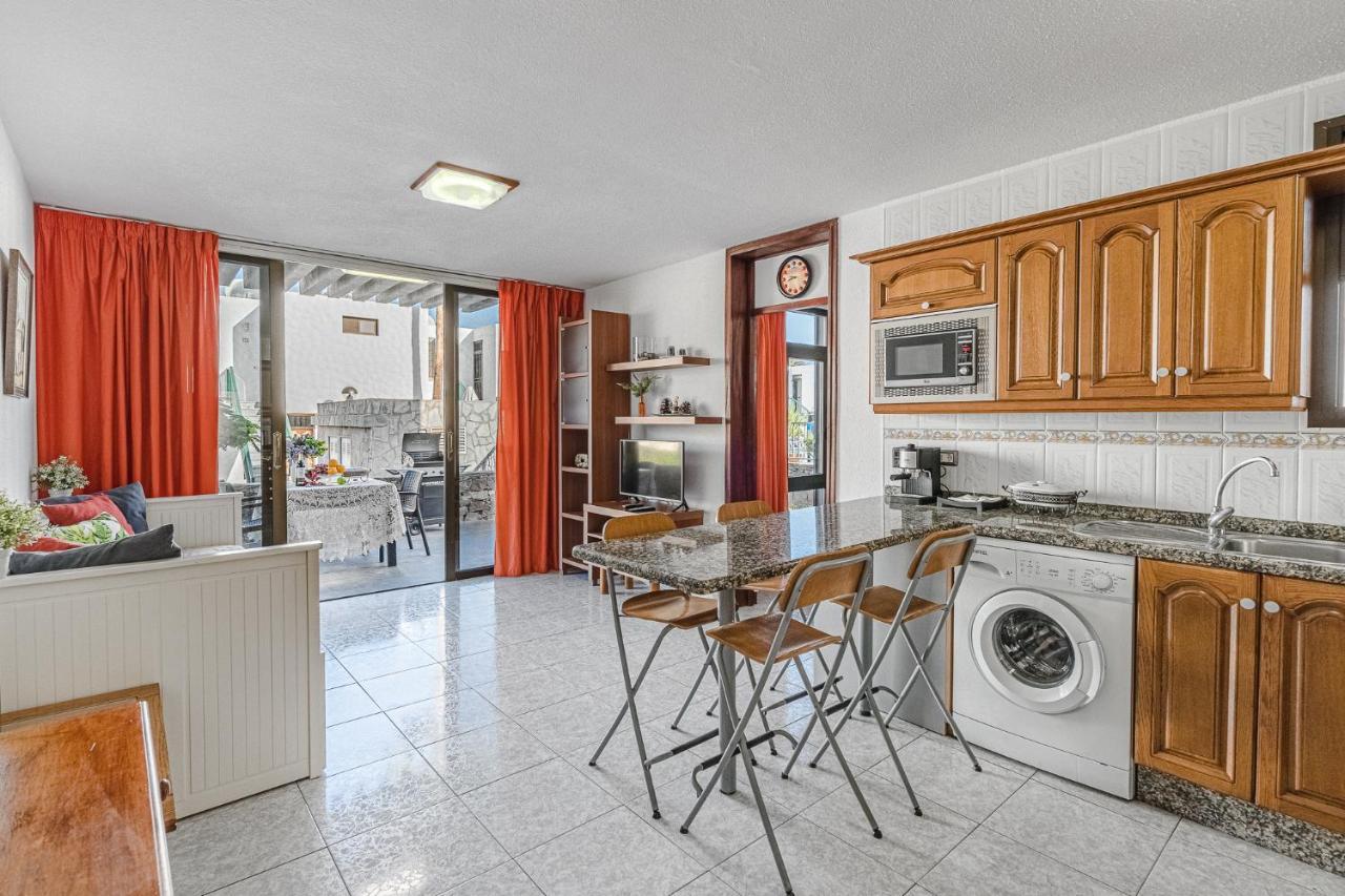 Bungalow -2 Minute From The Beach. Playa de las Americas  Exteriör bild